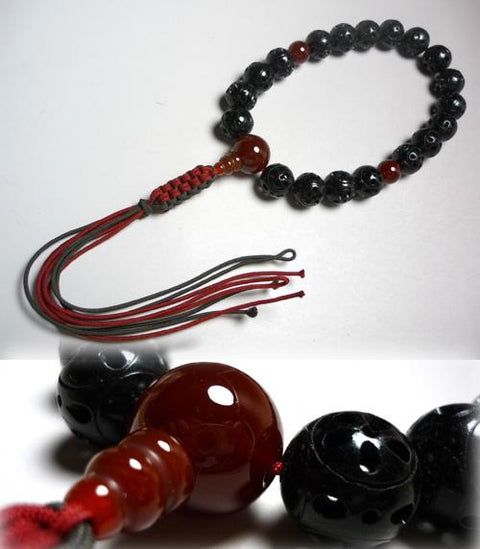 Heavenly Eye Bodhi Tree Flower Carving 19 Beads One Hand Dark Red Tassel 8 Dark Brown Agate