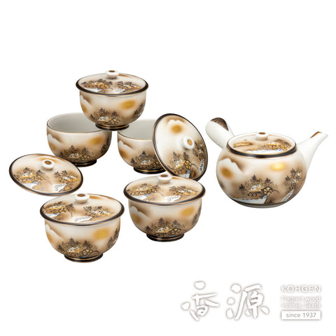 Kutani ware tea set with lid