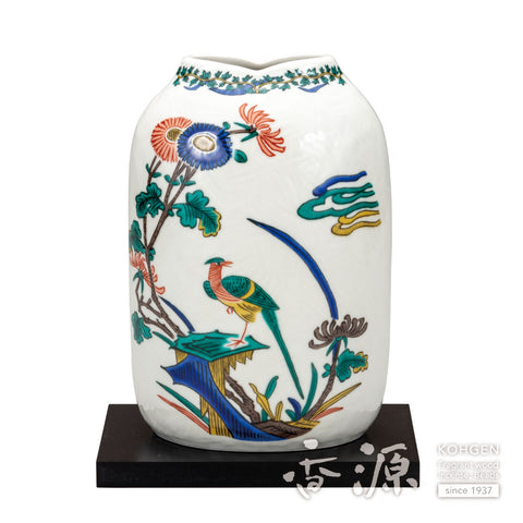 Kutani ware vase