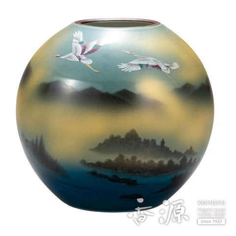 Kutani ware vase