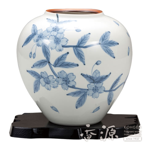 Kutani ware vase