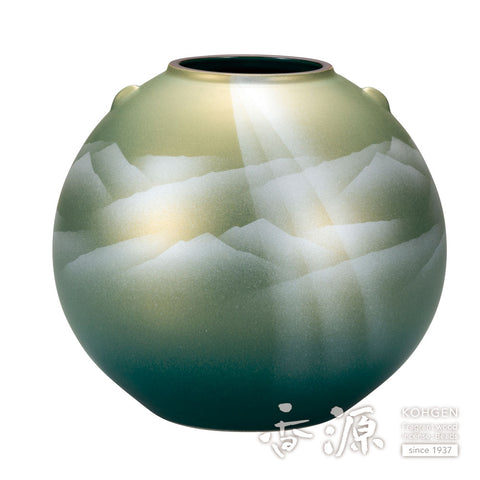 Kutani ware vase