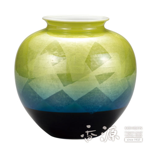 Kutani ware vase