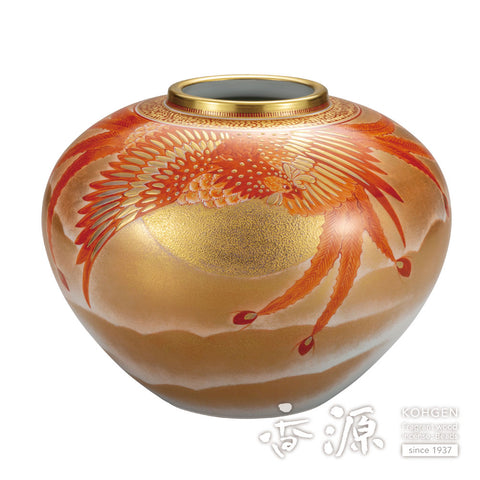 Kutani ware vase