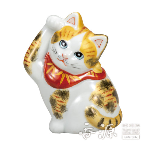 Kutani ware ear scratching cat
