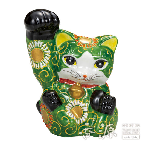 Kutani ware beckoning cat