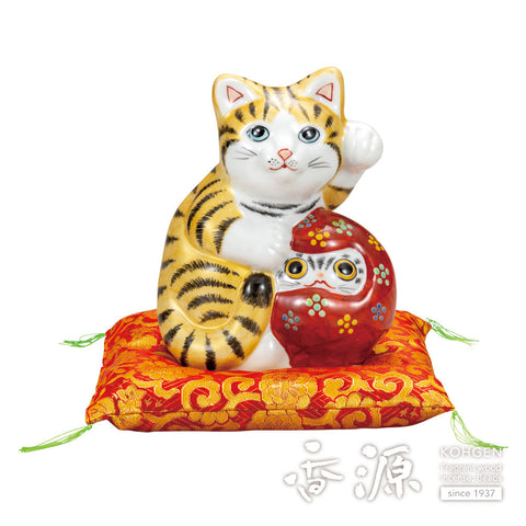 Kutani ware Daruma beckoning cat