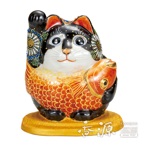 Kutani ware beckoning cat
