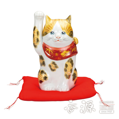 Kutani ware beckoning cat