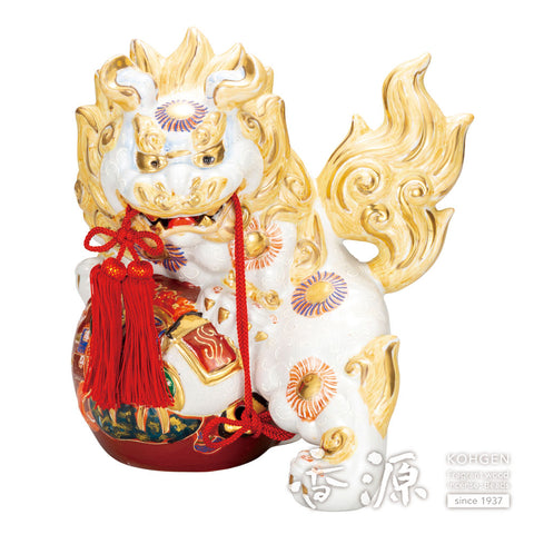 Kutani ware treasure lion
