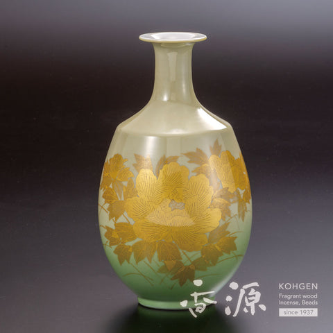 Kutani ware vase