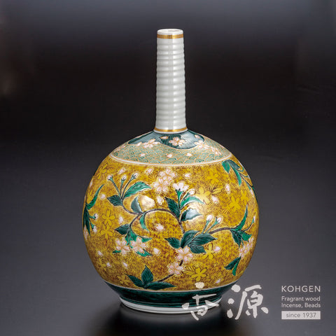 Kutani ware vase