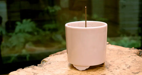 How to choose an incense burner and incense holder