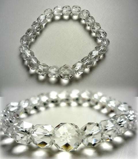 32-faceted crystal 8mm bracelet (inner diameter: approx. 16cm)