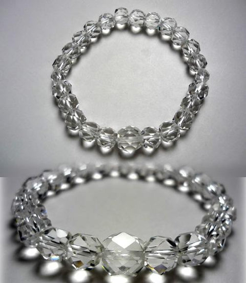 32-faceted crystal 8mm bracelet (inner diameter: approx. 17cm)