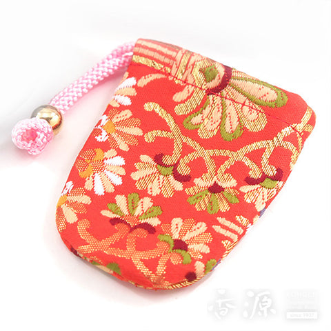 Osagawa Nisaburo Shoten Japanese Solid Perfume – Ushiwaka no Kaori