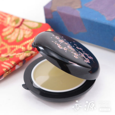 Osagawa Nisaburo Shoten Japanese Solid Perfume – Ushiwaka no Kaori