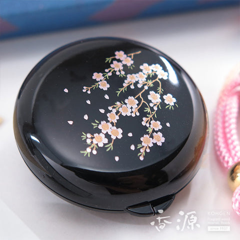 Osagawa Nisaburo Shoten Japanese Solid Perfume – Ushiwaka no Kaori
