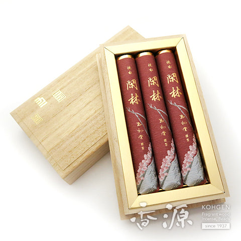 Gyokushodo Stick Incense Gift Set Jinsui Kanrin Short Stick 3 packages in Paulownia box
