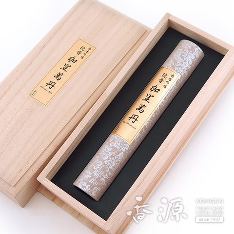 Selection of fragrant wood