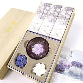 Light ink cherry blossoms