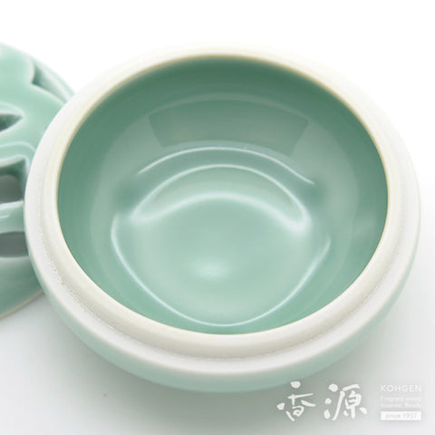 Arita Ware Incense Burner – Celadon Shippo Motif