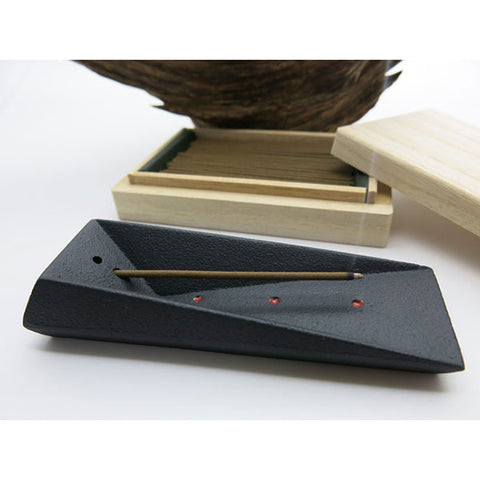Baieido Kyara Incense & Nambu Ironware Holder Set “KYARA”