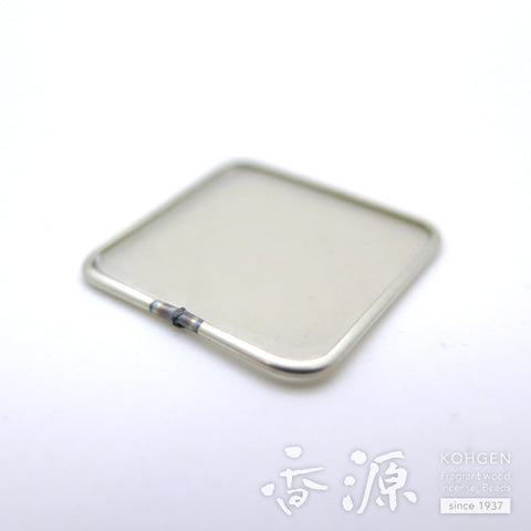 Ginyo silver mica plate for Kodo, view 1