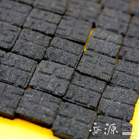 Kyukyodo Pressed Incense (Inkoh) – Kaden no Meikoh Series