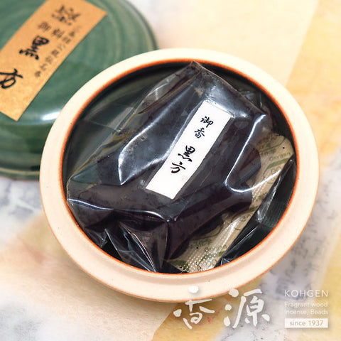 Kyukyodo Kneaded Incense (Nerikoh) Mukusa no Takimono – Six Incense Blends