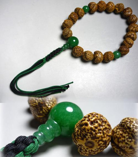 Men's prayer beads, aged Starry Moon Bodhi seed raw form, Indian jade finish