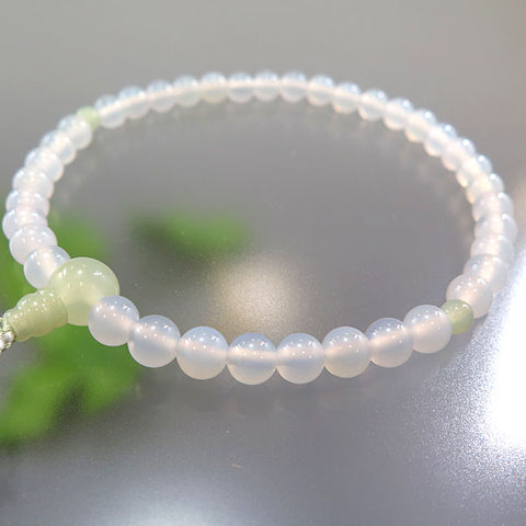 Women's Prayer Beads, White Agate, Serpentine Finish, Celadon Tassel