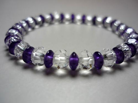 Crystal bracelet with amethyst