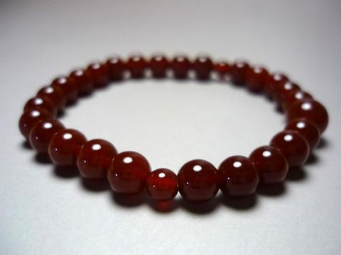 Red Agate Round Bead Bracelet 7mm 633m011000000 - close-up