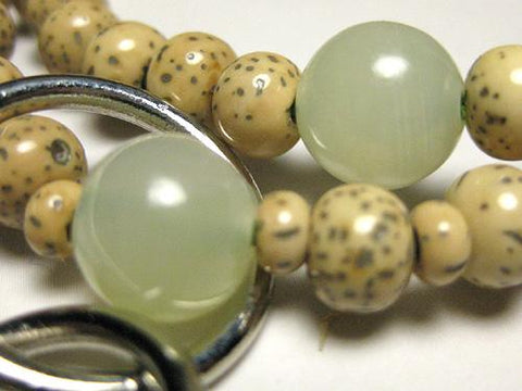 Green Onyx Formal Prayer Beads Bracelet 633v024000000 - stone close-up