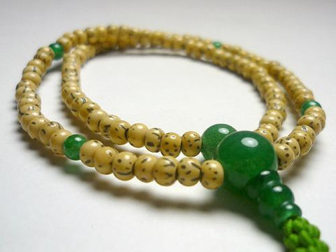 Aventurine Formal Prayer Beads Bracelet 633v032000000 - tassel detail