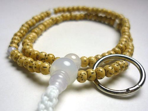 White Agate Formal Prayer Beads Bracelet 633v059000000 - stone close-up