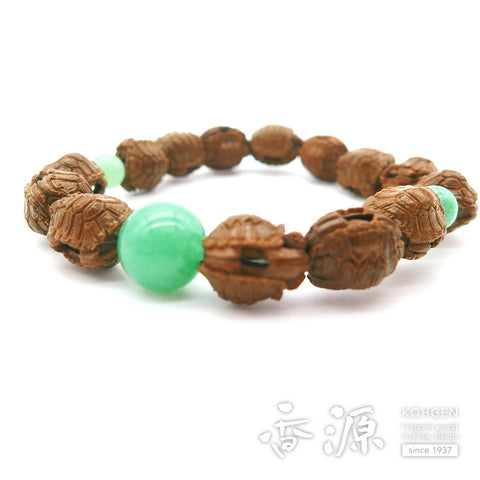 Turtle-Carved Bracelet, Aventurine Style