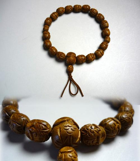 Owl-Carved Boxwood Amulet Bracelet Large 633w101000000 - full view