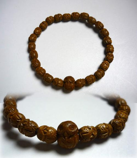 Owl-Carved Boxwood Amulet Bracelet Small 633w111000000 - full view