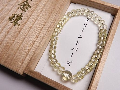 Green Topaz Faceted Mandarin-Cut Bracelet 633y002000000 - sparkle close-up