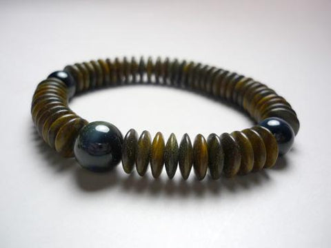 Green sandalwood bracelet with blue tiger's eye (navy tiger's eye)
