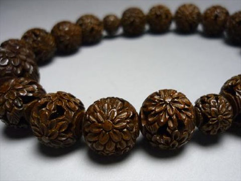 Men's Prayer Beads, Boxwood, Chrysanthemum Carving, 18 Beads, Matching Set, String Tassel