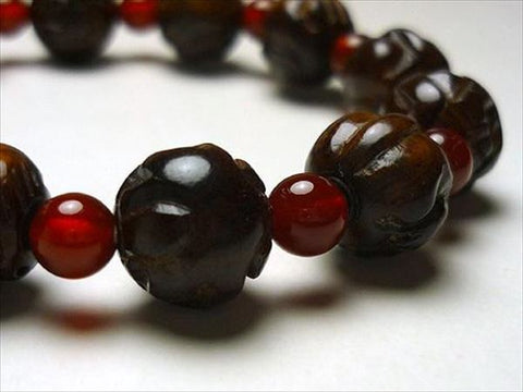 Marimo chinese zodiac carved bracelet