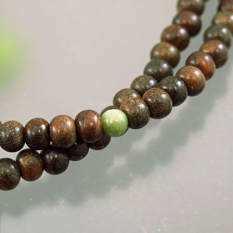 Men's Prayer Beads, Green Sandalwood, Nichiren Sect, Dushan Jade Finish