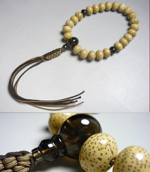 Men's Prayer Beads, Hainan Starry Moon Bodhi Seed, Oval Bead, 24 Beads, Brown Crystal Finish, String Tassel