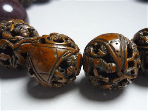 Men's Prayer Beads, Indian Dragon Eye Bodhi Seed, Arhat Carving, 18 Beads, Red Tiger's Eye Finish, String Tassel