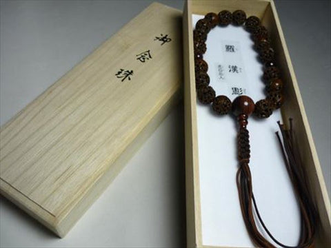 Men's Prayer Beads, Indian Dragon Eye Bodhi Seed, Arhat Carving, 18 Beads, Red Tiger's Eye Finish, String Tassel