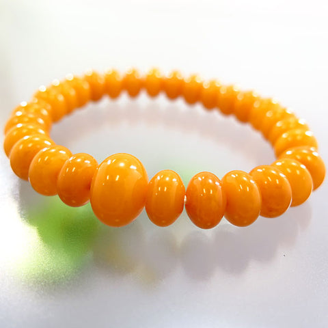 Aged Amber Mikan-Dama Bead Bracelet Matching Set 6854513000100 - worn on wrist