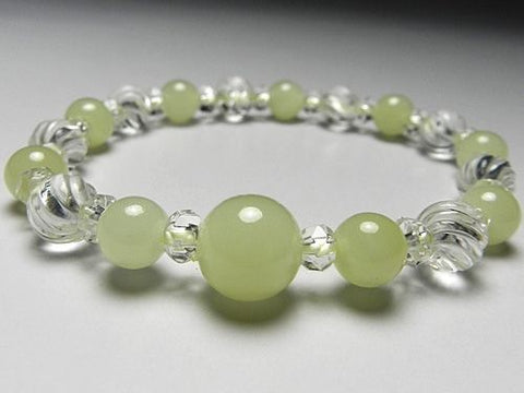 Green onyx 7mm bead bracelet with crystal spiral cut